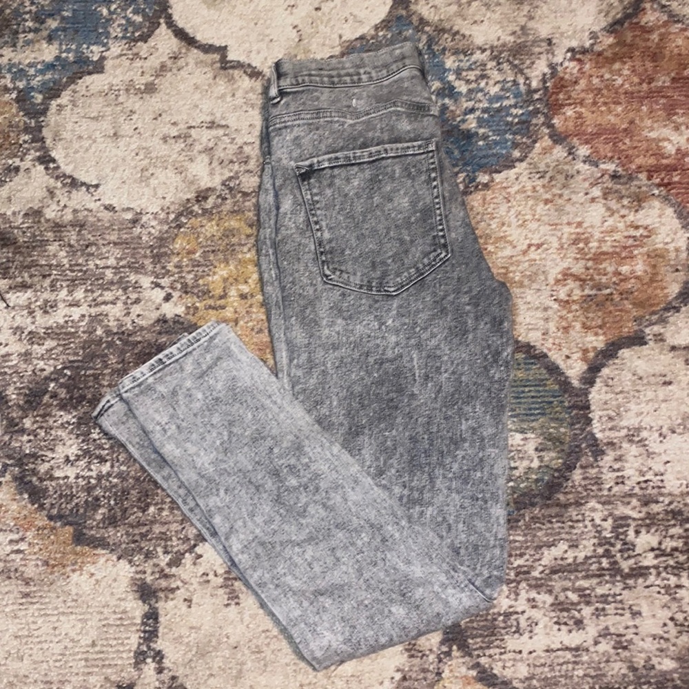 Express Straight Leg Stretchy Acid Wash Jeans Size 10